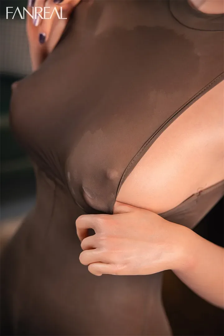 FanReal | Della - 3ft 1/95cm G-Cup Tanned Silicone Torso for Men (In Stock US) view 6