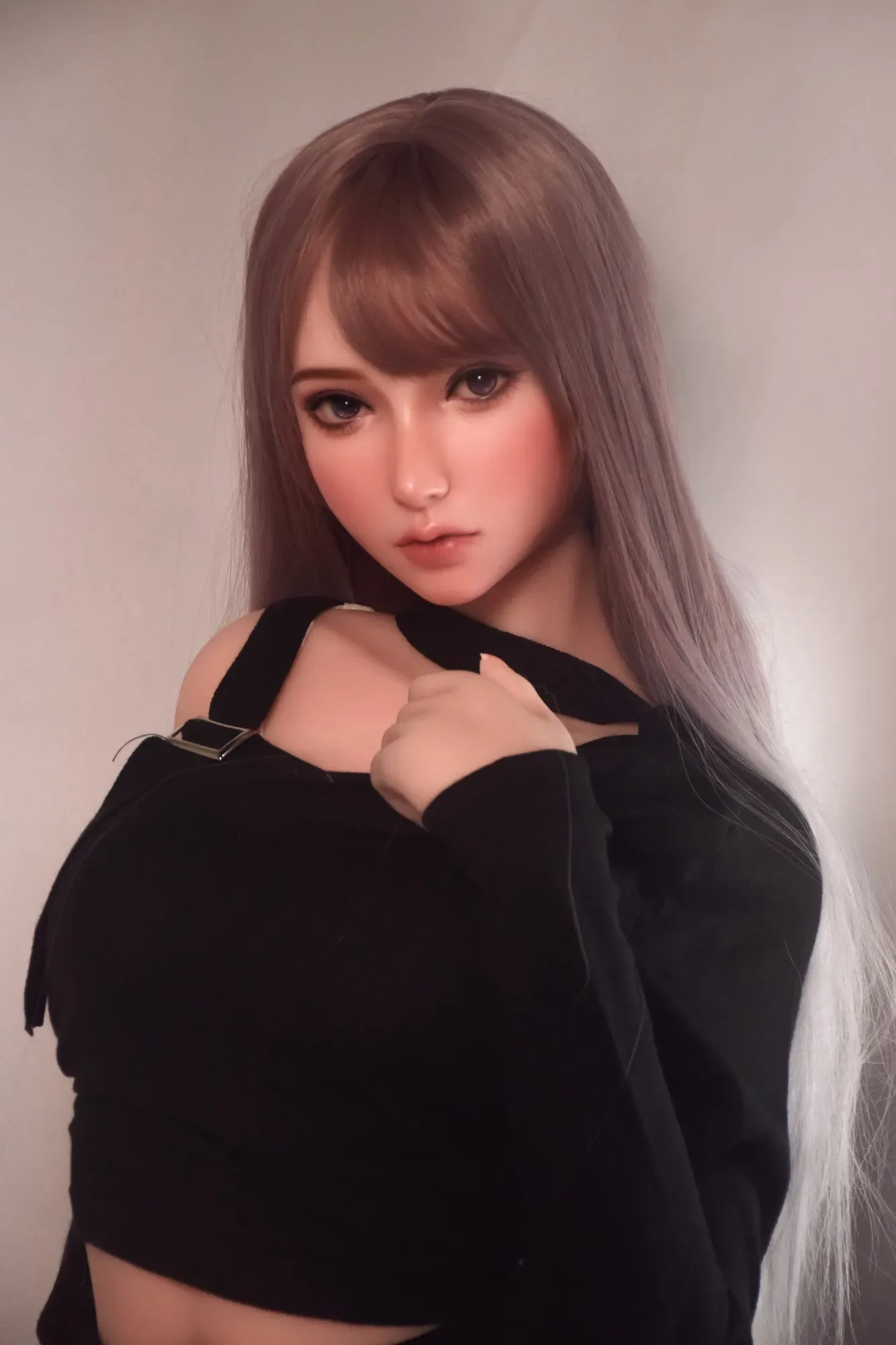 Elsa Babe 165cm/5ft5 - Silicone Sex Doll 
 Mizushima Suzuran view 5